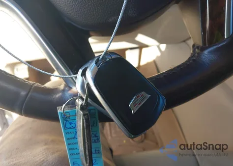 2016 Cadillac Escalade Luxury Collection z USA, uszkodzony, nr VIN 1GYS3BKJ2GR351431